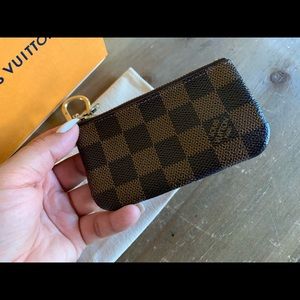 Louis Vuitton cles